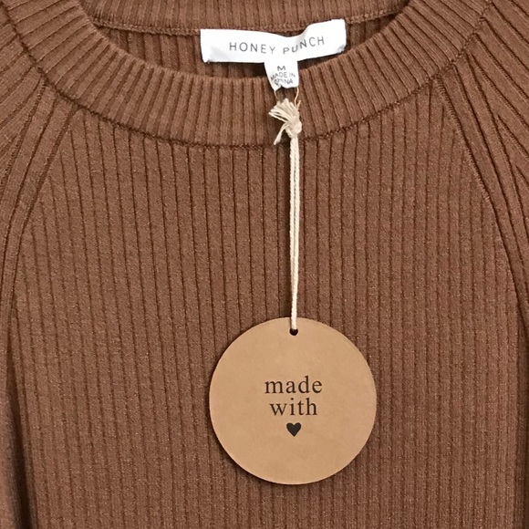 🎈SALE 🎈Alexa Bodycon Cold Shoulder Dress - Picture 6 of 6